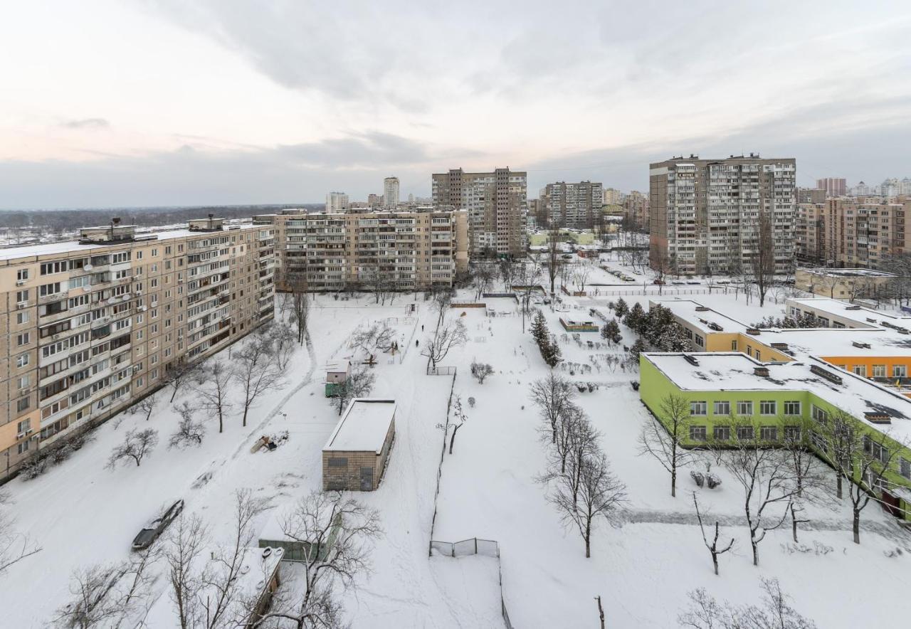 Уютная Квартира Для Семьи На Оболони Appartement Kiev Buitenkant foto